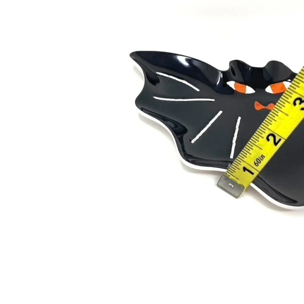 Target Hyde & EEK! Boutique™ Halloween 2 Figural Dining Plates 'Bat' (Set of 2)